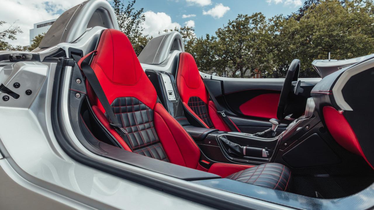 2009 Mercedes - Benz SLR McLaren Stirling Moss