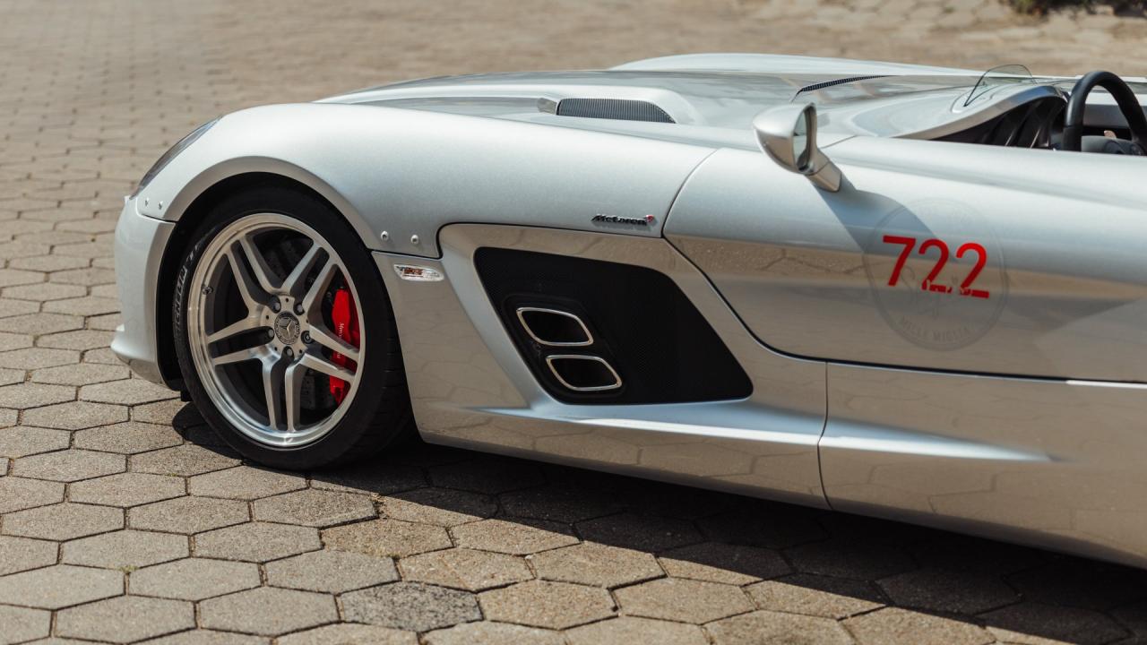 2009 Mercedes - Benz SLR McLaren Stirling Moss