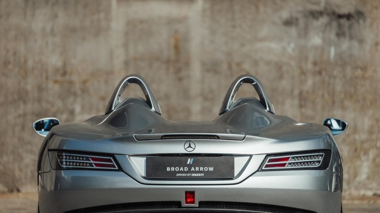 2009 Mercedes - Benz SLR McLaren Stirling Moss