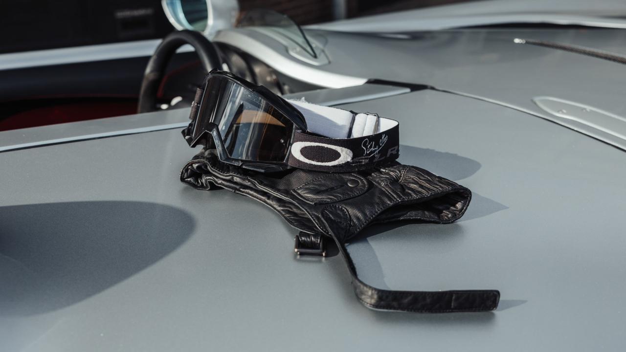 2009 Mercedes - Benz SLR McLaren Stirling Moss