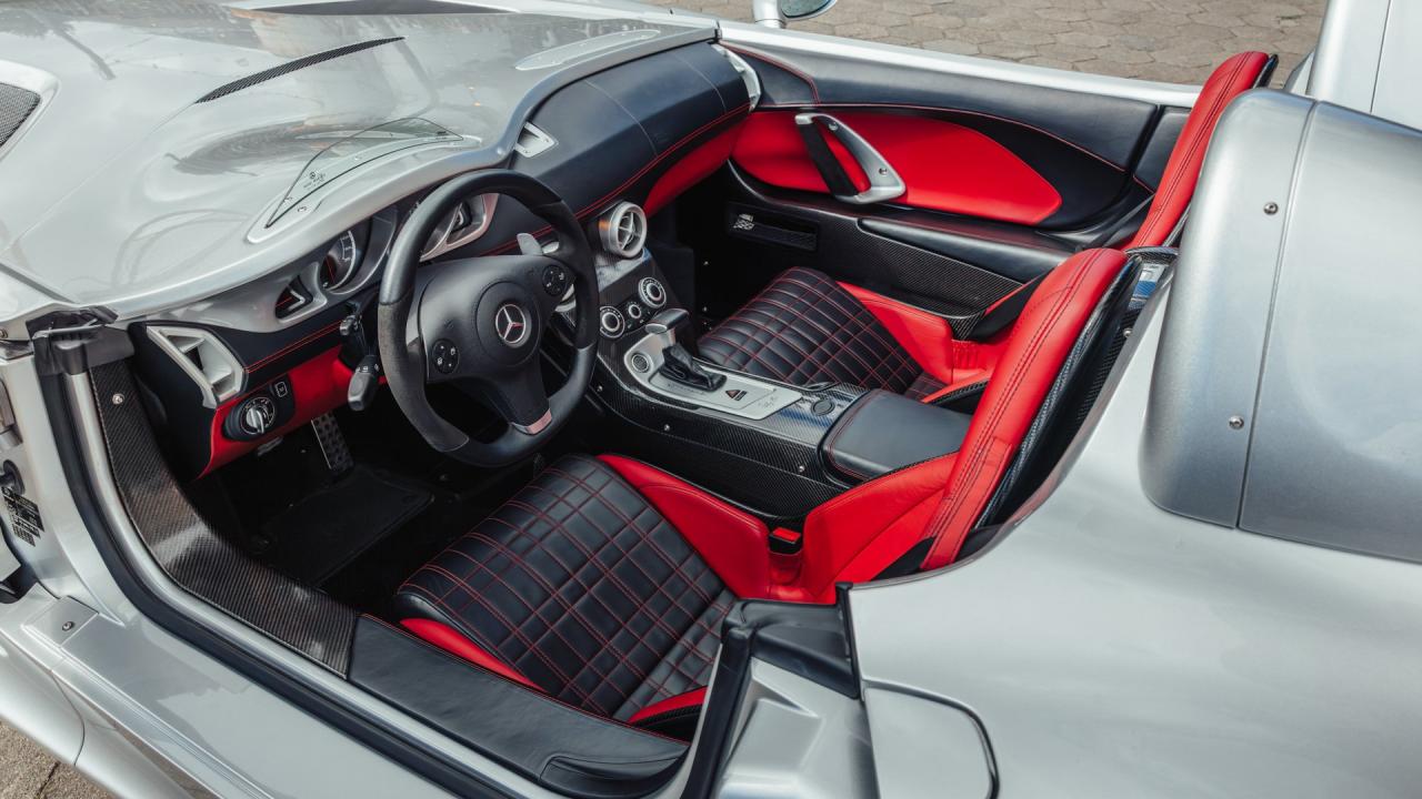 2009 Mercedes - Benz SLR McLaren Stirling Moss