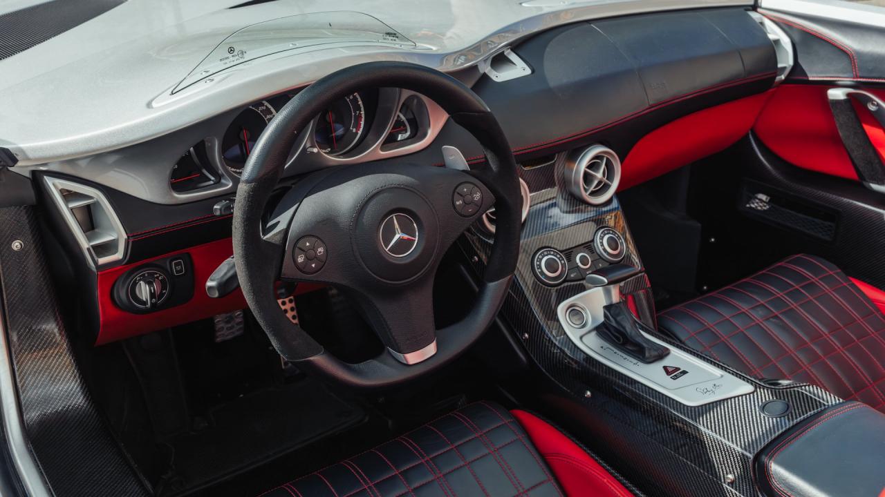 2009 Mercedes - Benz SLR McLaren Stirling Moss