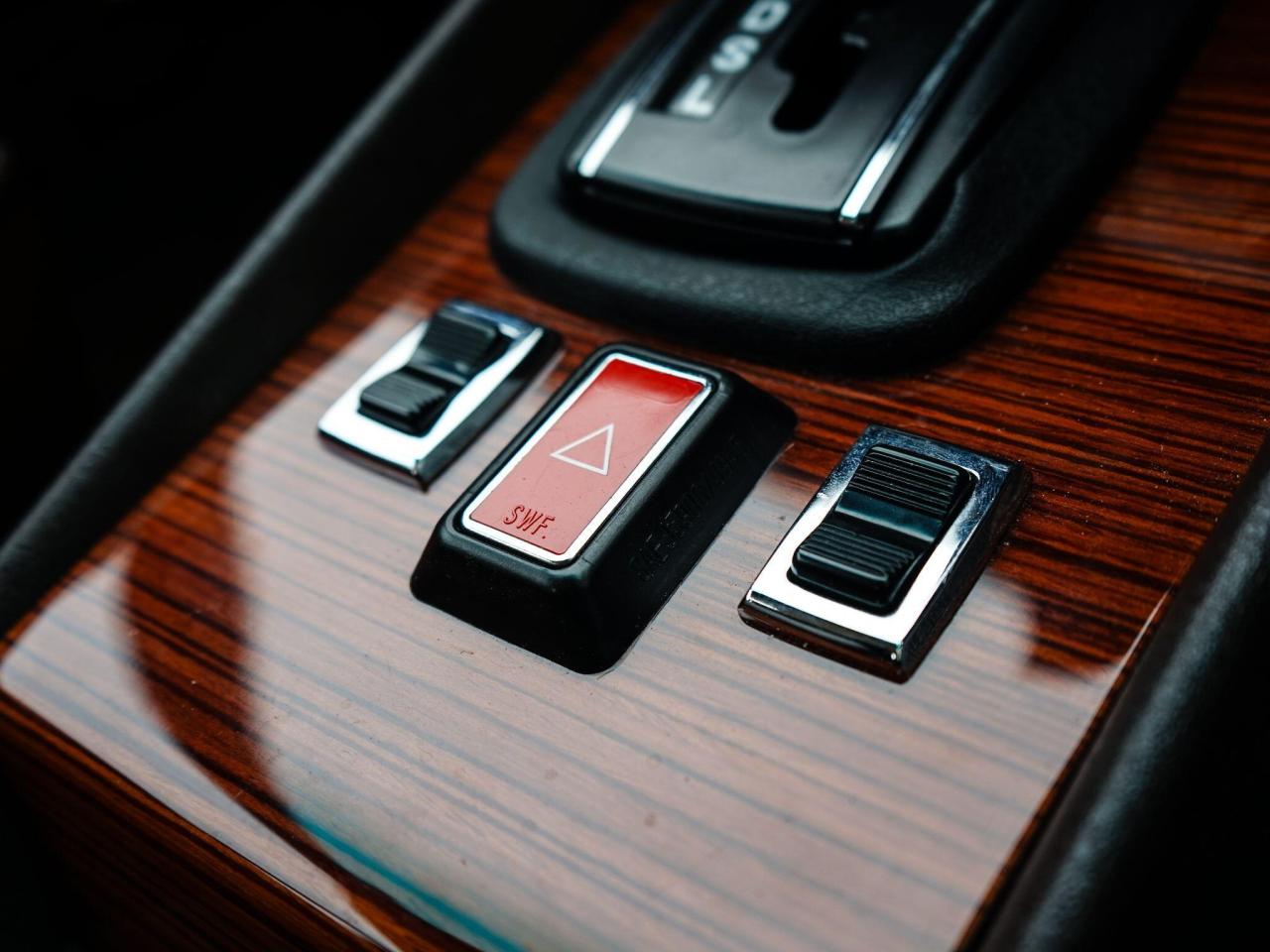1980 Mercedes - Benz What's my car worth?