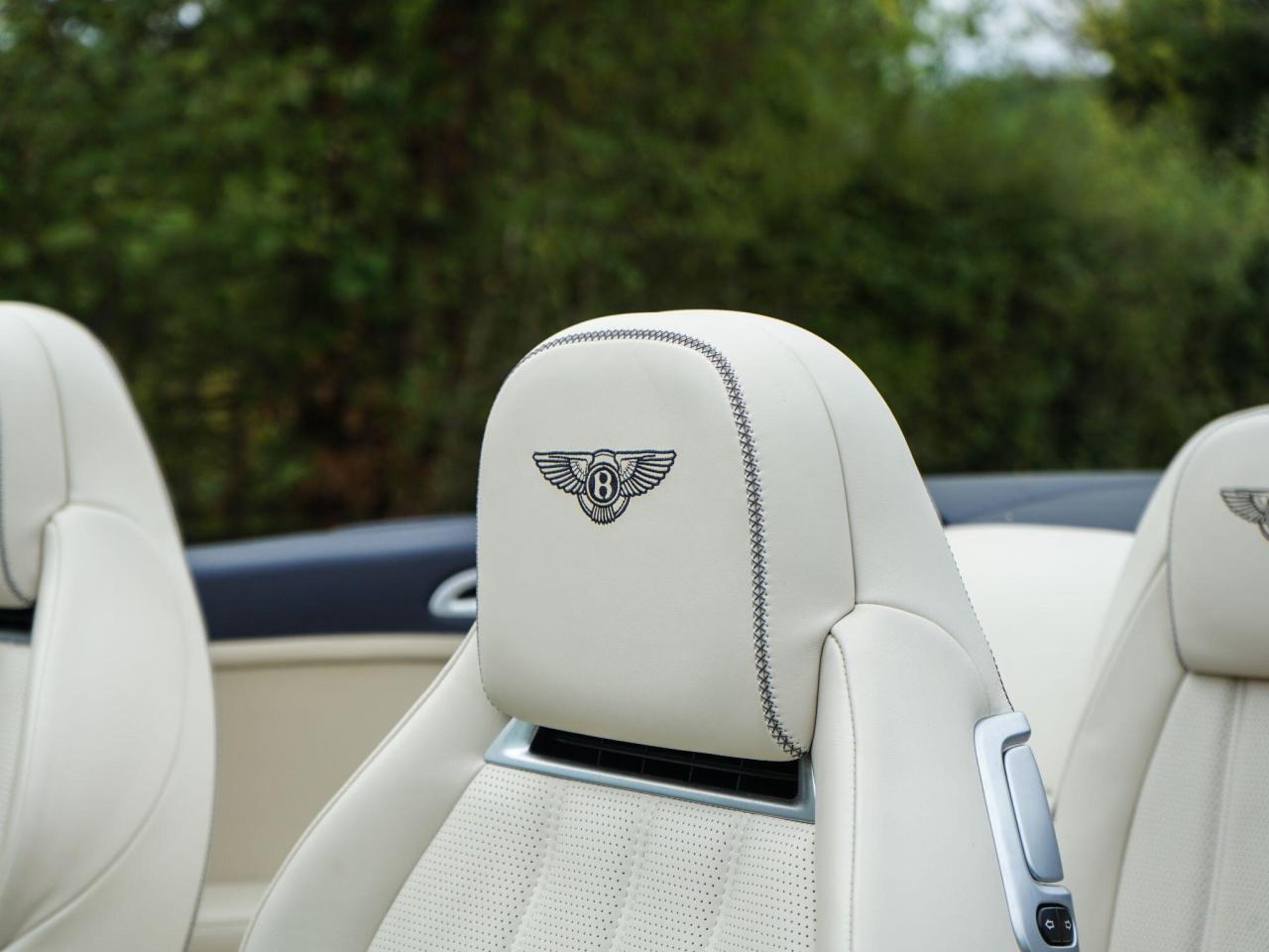 2014 Bentley 4.0 V8 GTC S Convertible 2dr Petrol Auto 4WD Euro 5 (528 ps)
