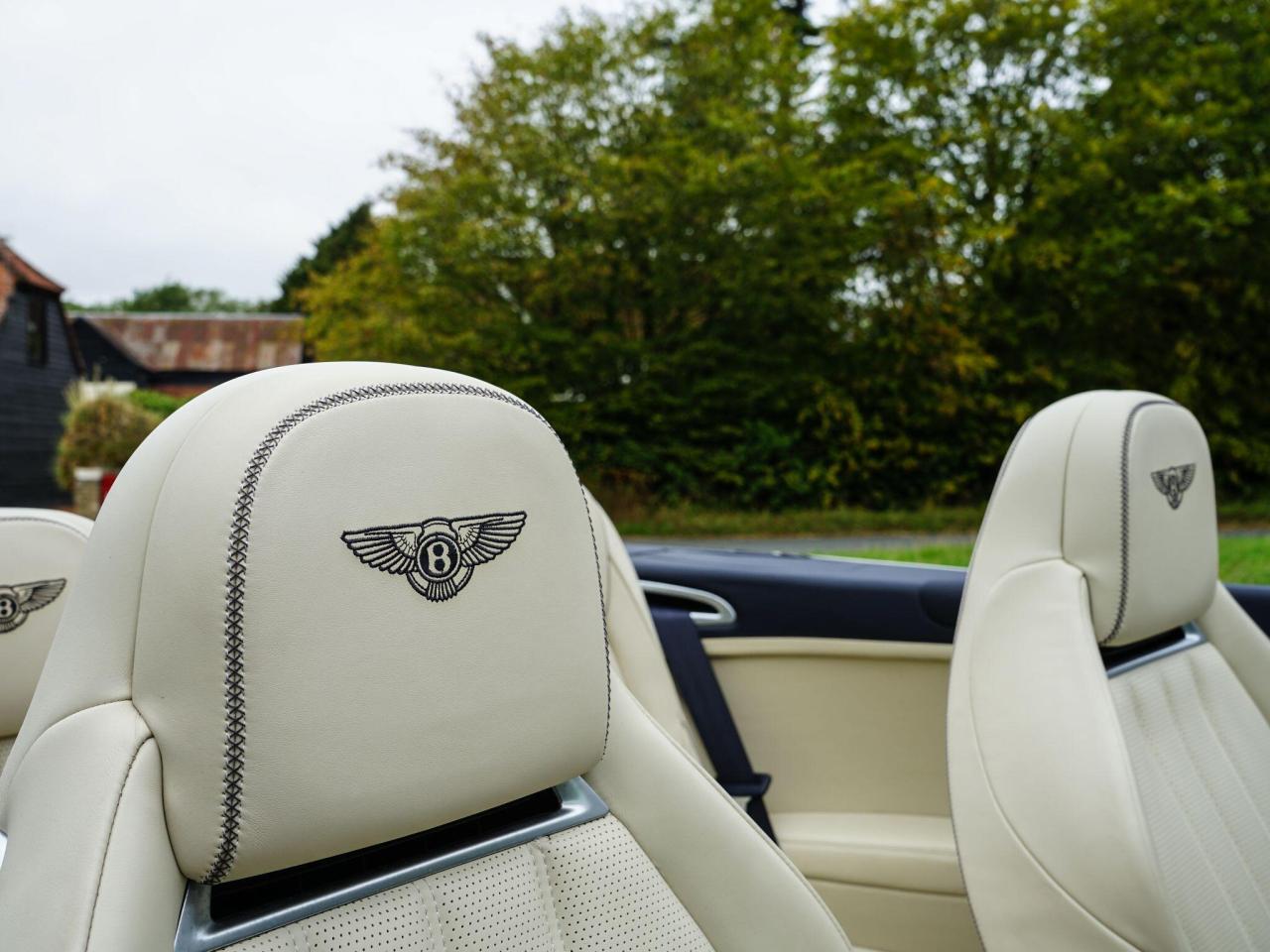 2014 Bentley 4.0 V8 GTC S Convertible 2dr Petrol Auto 4WD Euro 5 (528 ps)
