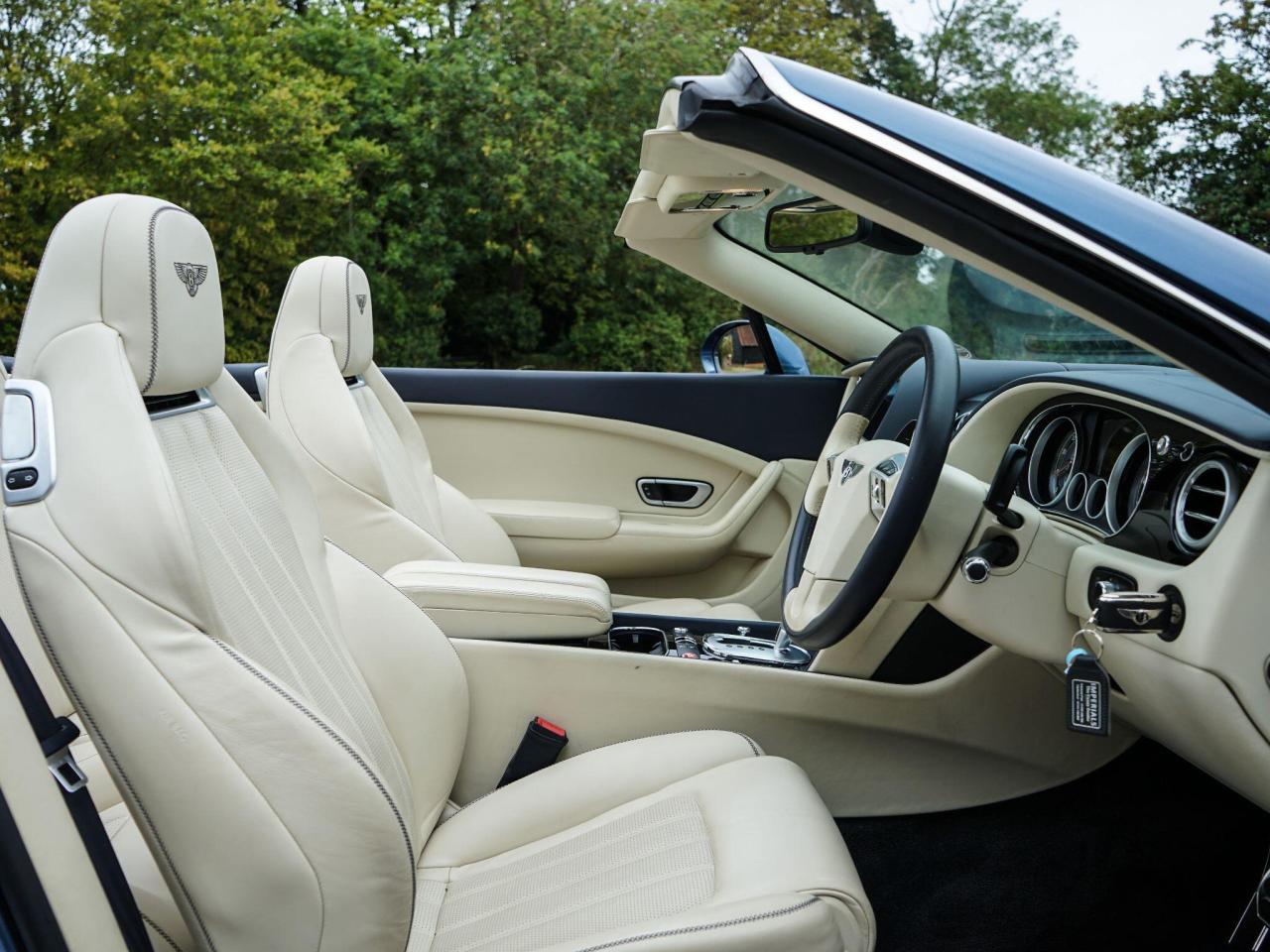 2014 Bentley 4.0 V8 GTC S Convertible 2dr Petrol Auto 4WD Euro 5 (528 ps)