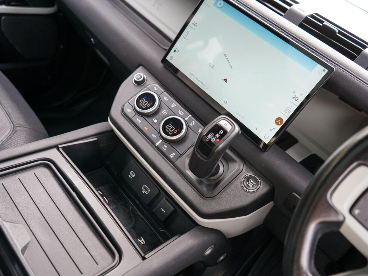 2022 Land Rover 3.0 D300 MHEV X-Dynamic SE SUV 5dr Diesel Auto 4WD Euro 6 (s/s) (300 ps)