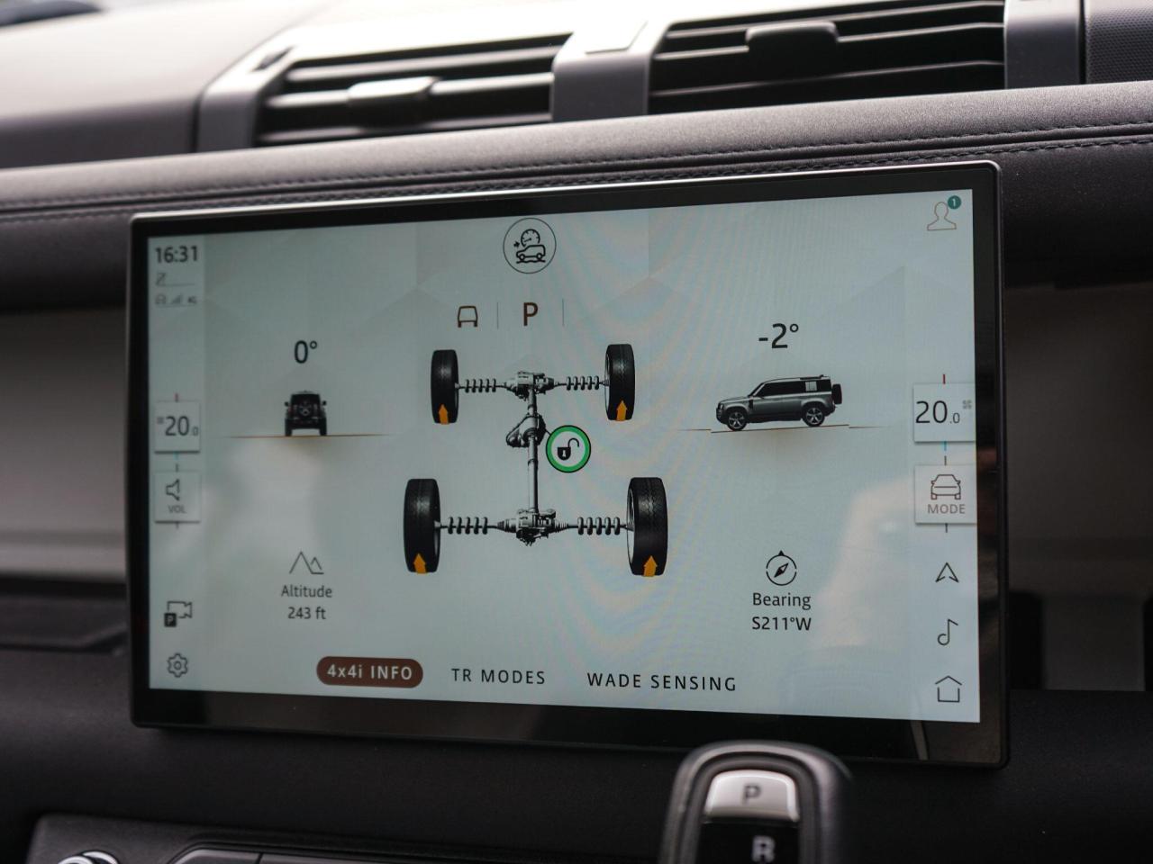2022 Land Rover 3.0 D300 MHEV X-Dynamic SE SUV 5dr Diesel Auto 4WD Euro 6 (s/s) (300 ps)