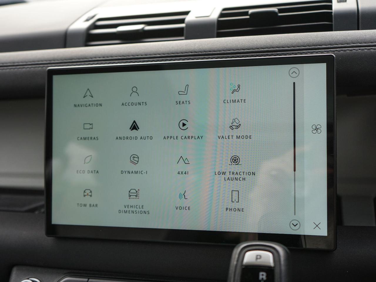 2022 Land Rover 3.0 D300 MHEV X-Dynamic SE SUV 5dr Diesel Auto 4WD Euro 6 (s/s) (300 ps)