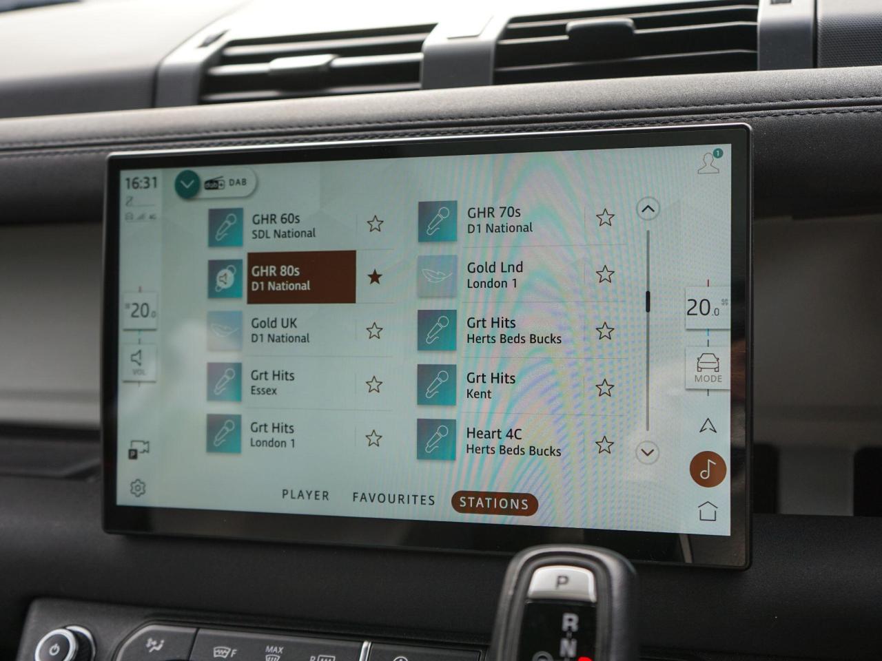 2022 Land Rover 3.0 D300 MHEV X-Dynamic SE SUV 5dr Diesel Auto 4WD Euro 6 (s/s) (300 ps)