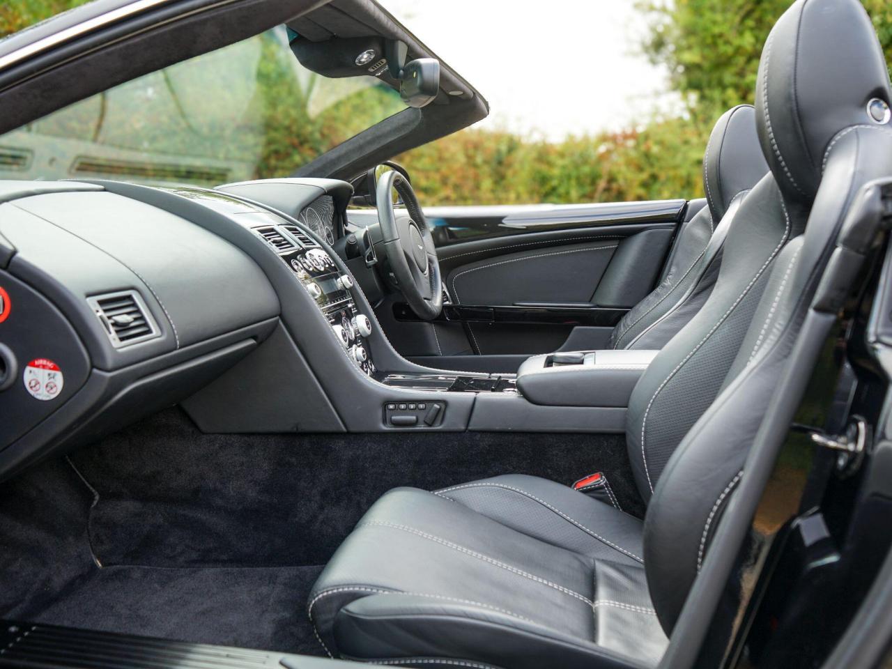 2011 Aston Martin 6.0 V12 Volante T-TronicII Euro 5 2dr
