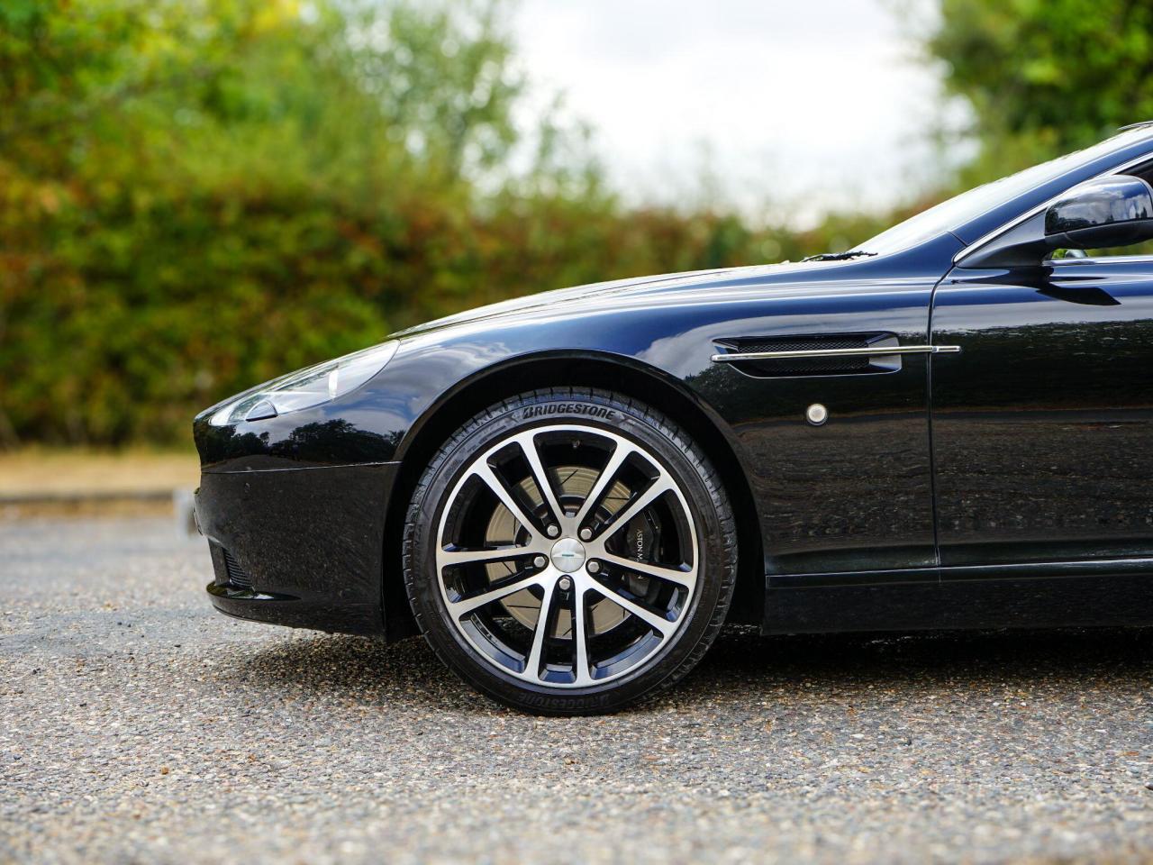 2011 Aston Martin 6.0 V12 Volante T-TronicII Euro 5 2dr