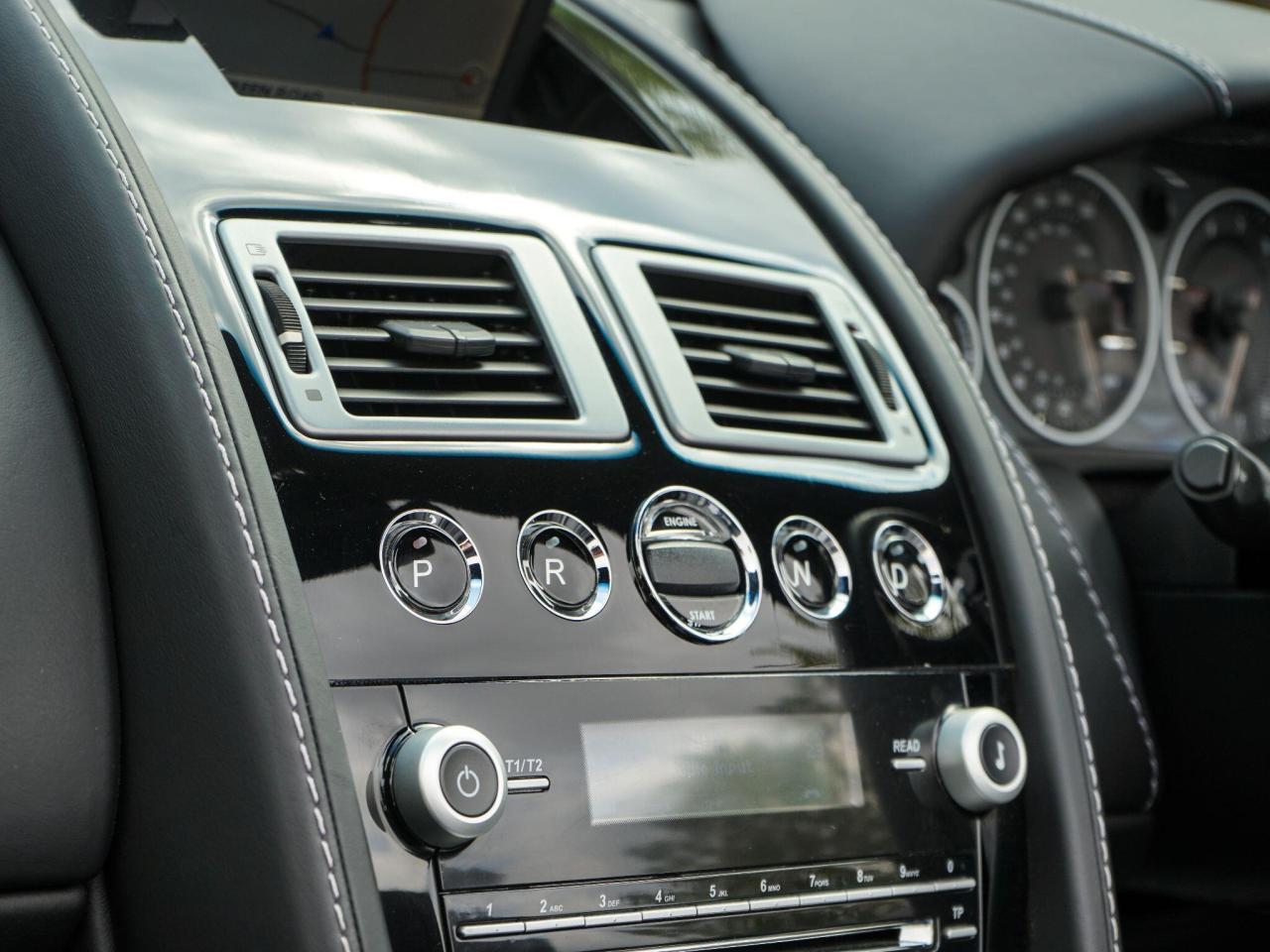 2011 Aston Martin 6.0 V12 Volante T-TronicII Euro 5 2dr