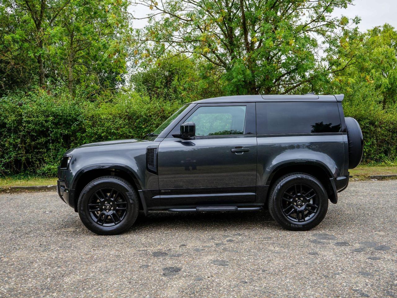 2021 Land Rover 3.0 D250 MHEV X-Dynamic S Auto 4WD Euro 6 (s/s) 3dr