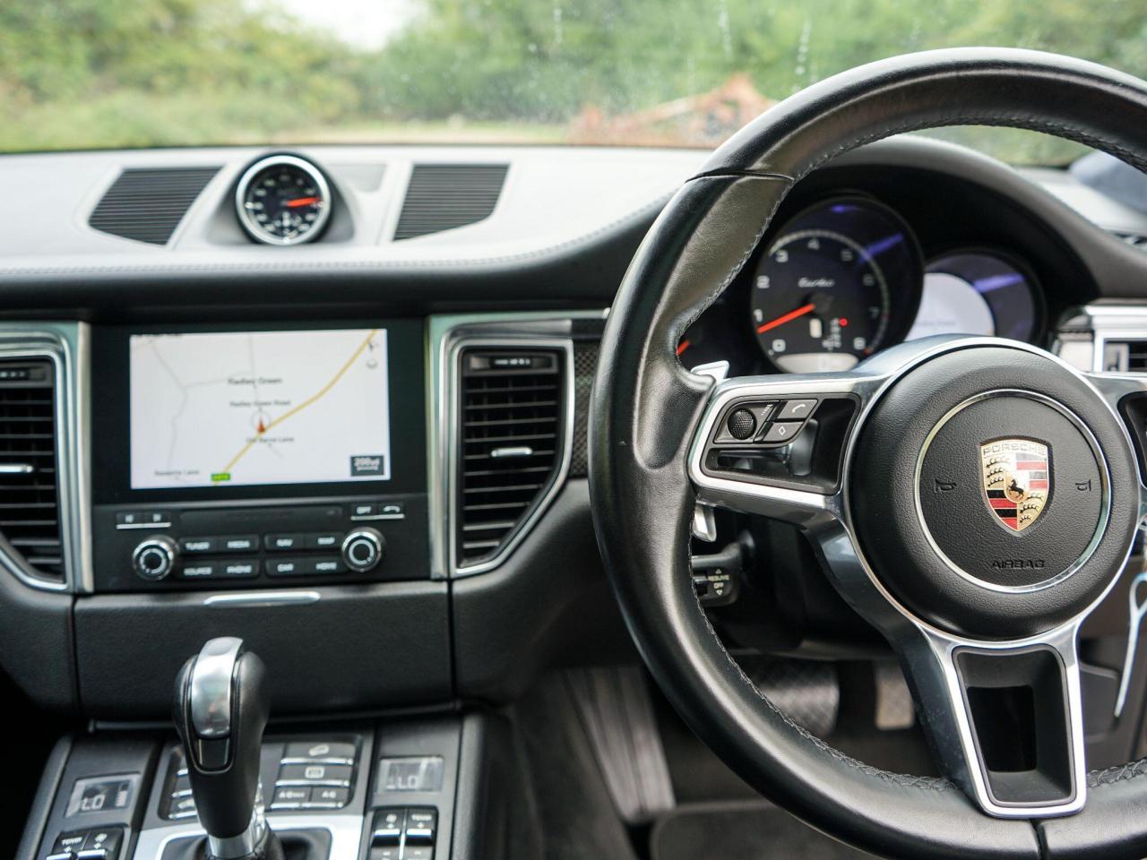 2017 Porsche 3.6T V6 Turbo Performance PDK 4WD Euro 6 (s/s) 5dr