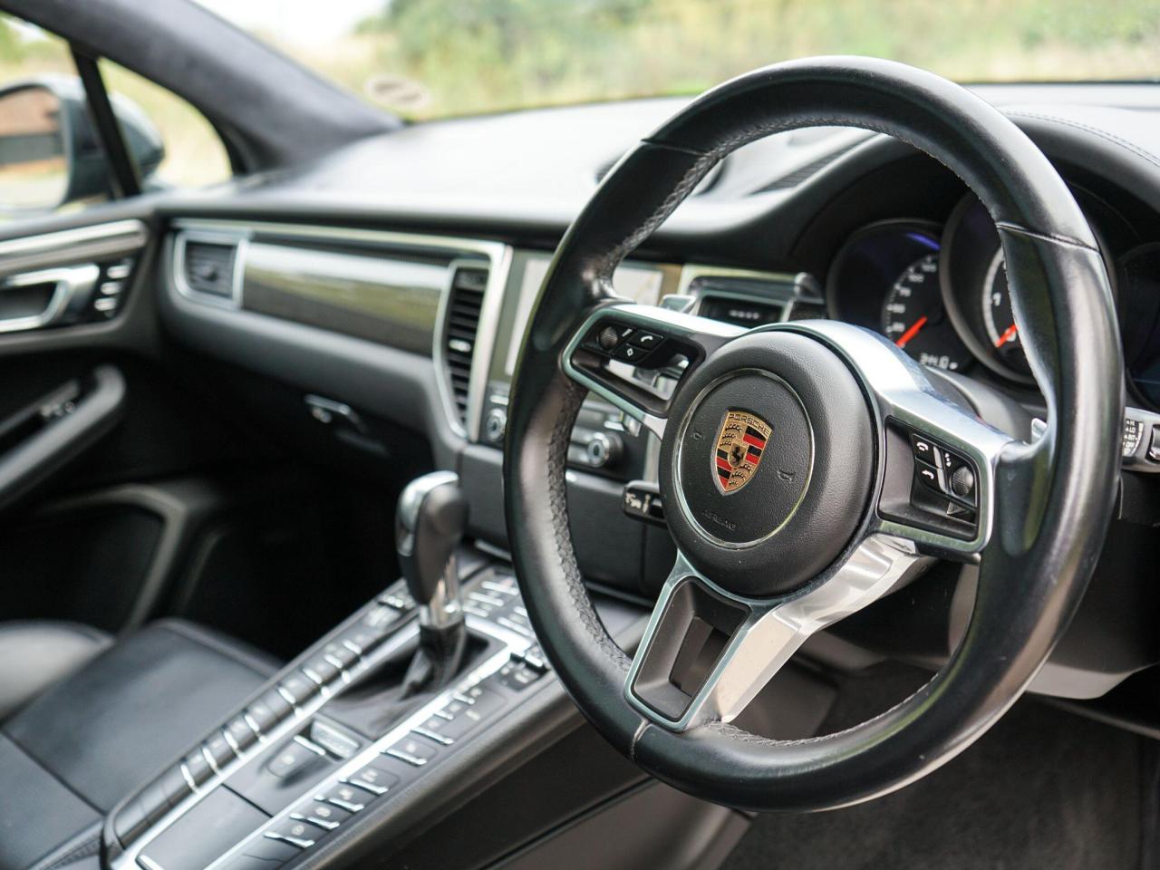 2017 Porsche 3.6T V6 Turbo Performance PDK 4WD Euro 6 (s/s) 5dr