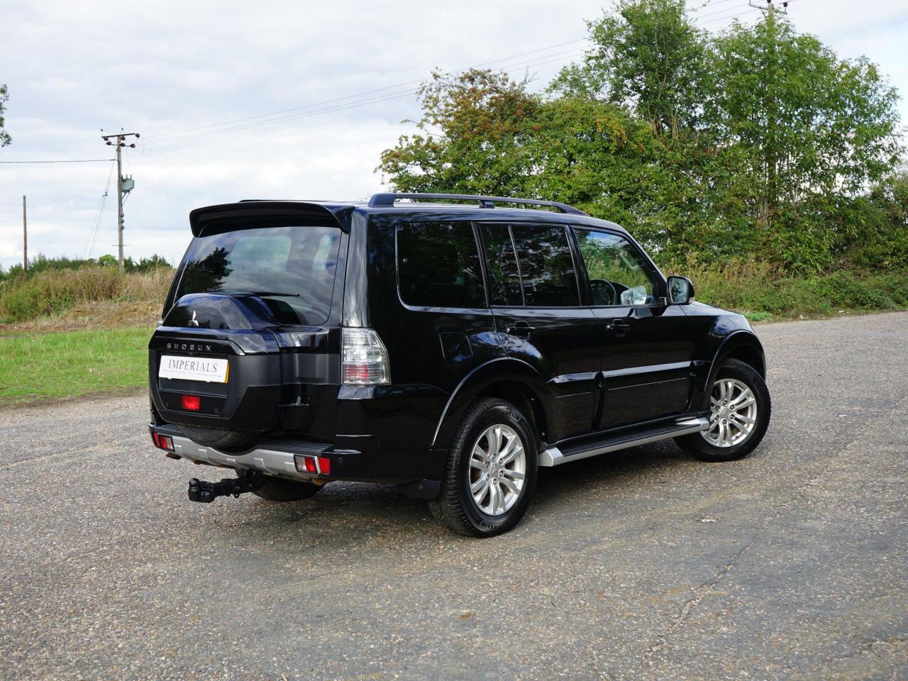 2016 Mitsubishi 3.2 DI-DC SG3 Auto 4WD Euro 6 5dr LWB