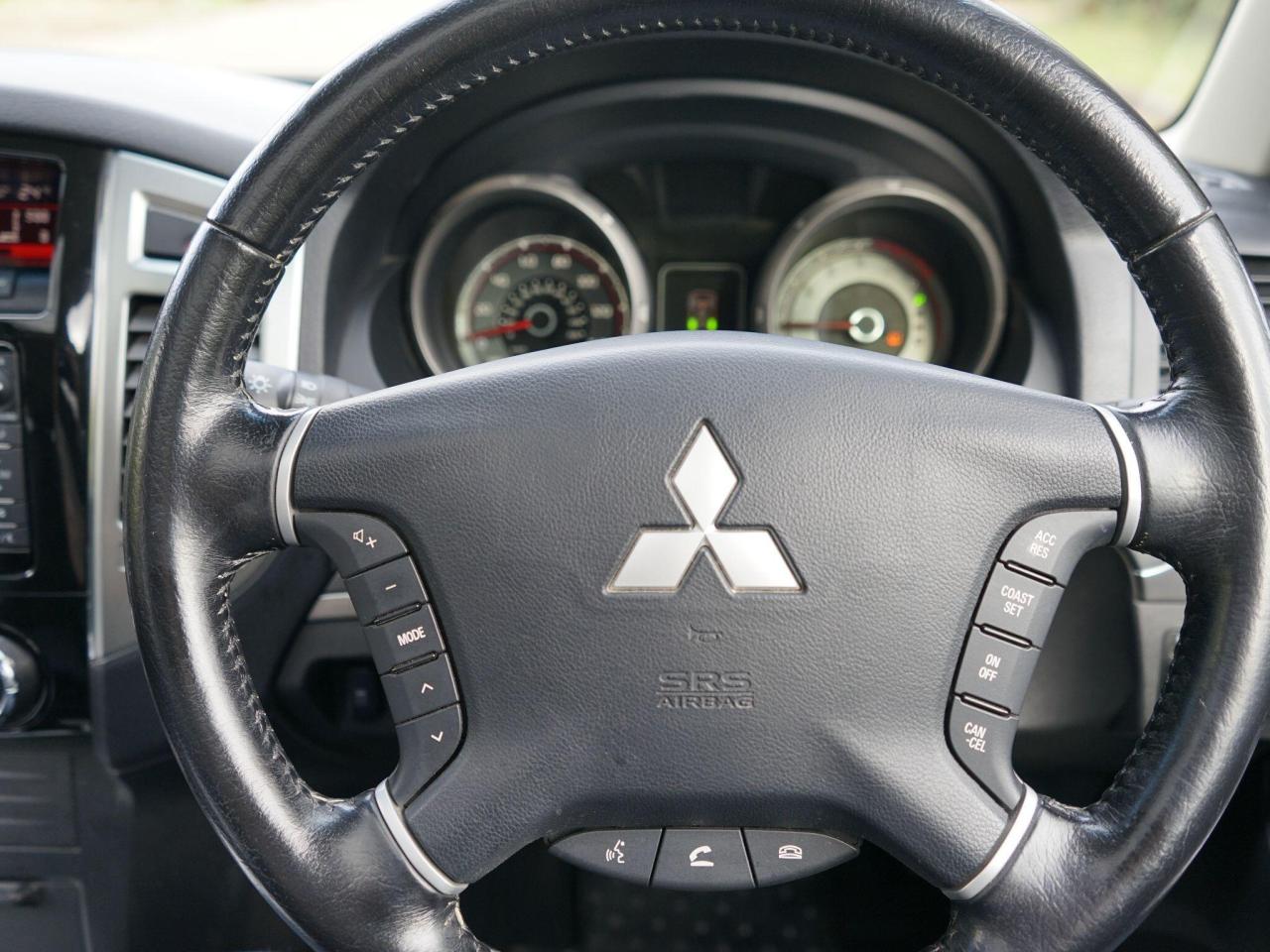 2016 Mitsubishi 3.2 DI-DC SG3 Auto 4WD Euro 6 5dr LWB