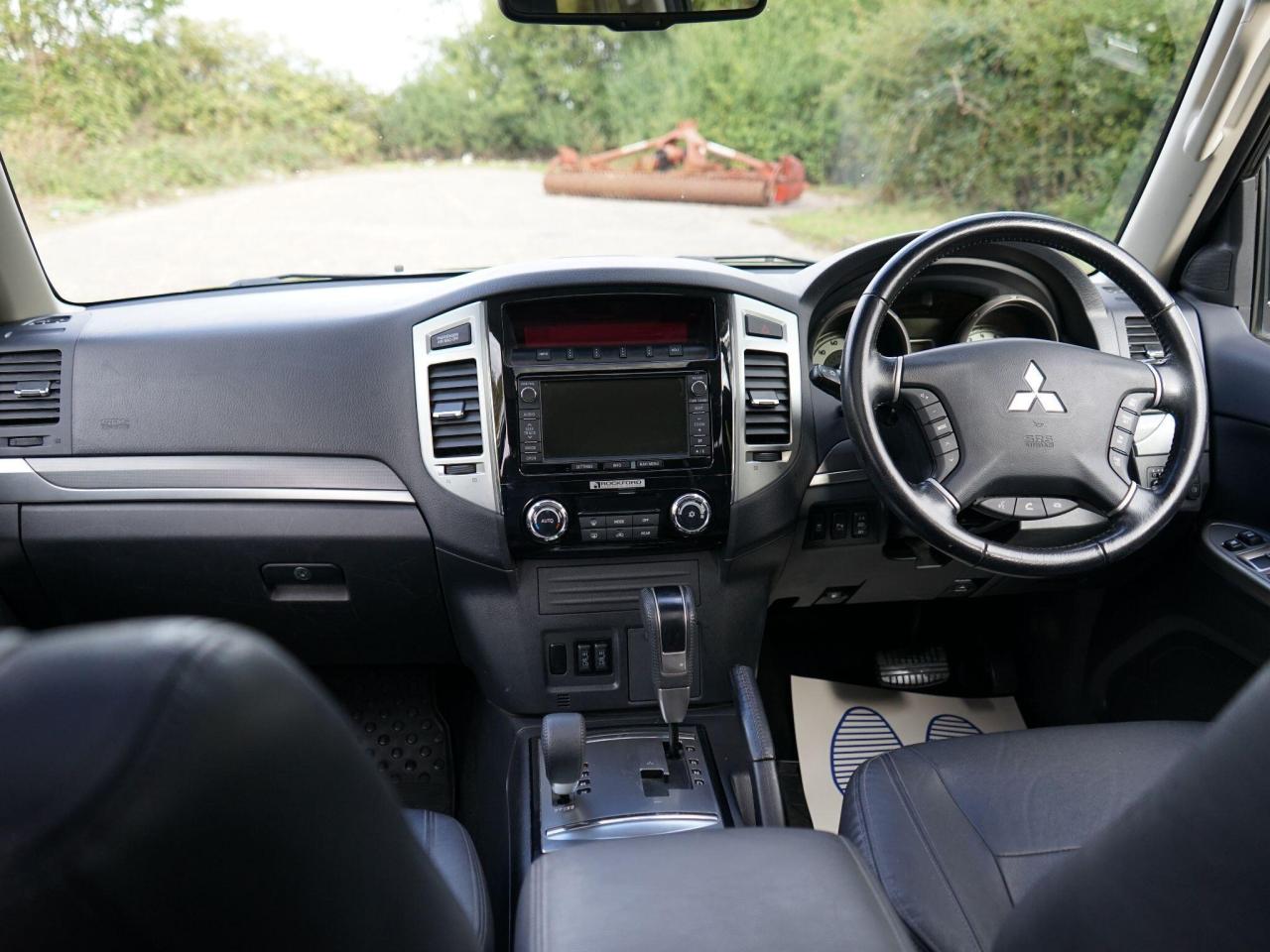 2016 Mitsubishi 3.2 DI-DC SG3 Auto 4WD Euro 6 5dr LWB