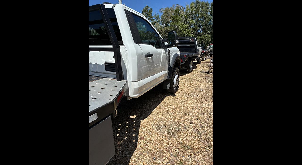 2023 Ford F550
