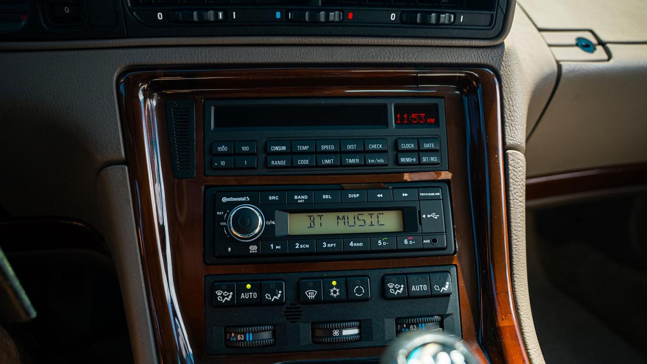 1995 BMW 850 CSi