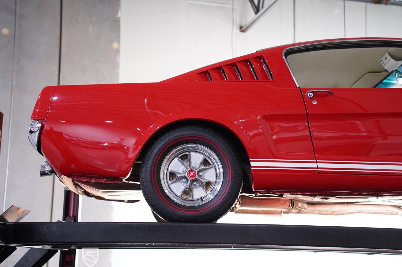 1965 Ford Mustang Fastback GT Tribute