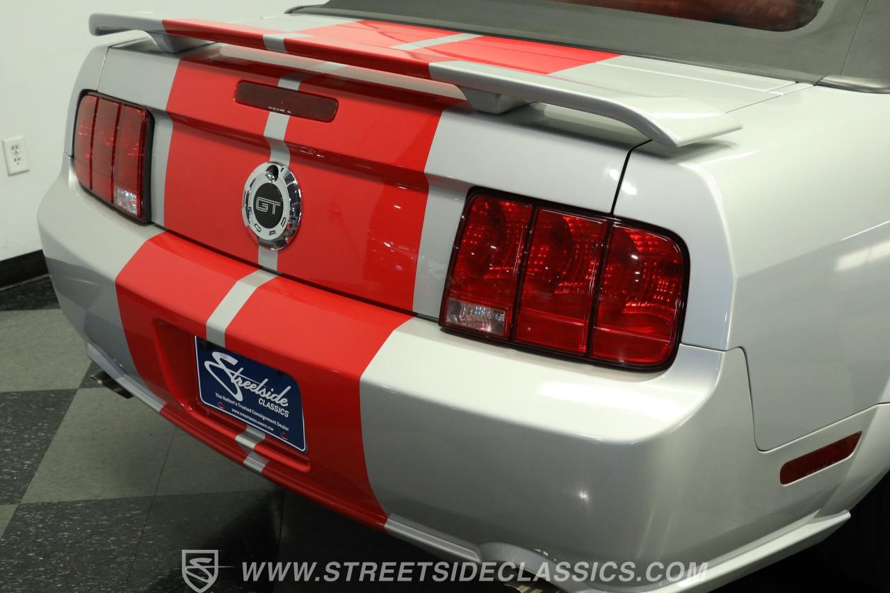 2005 Ford Mustang GT Convertible