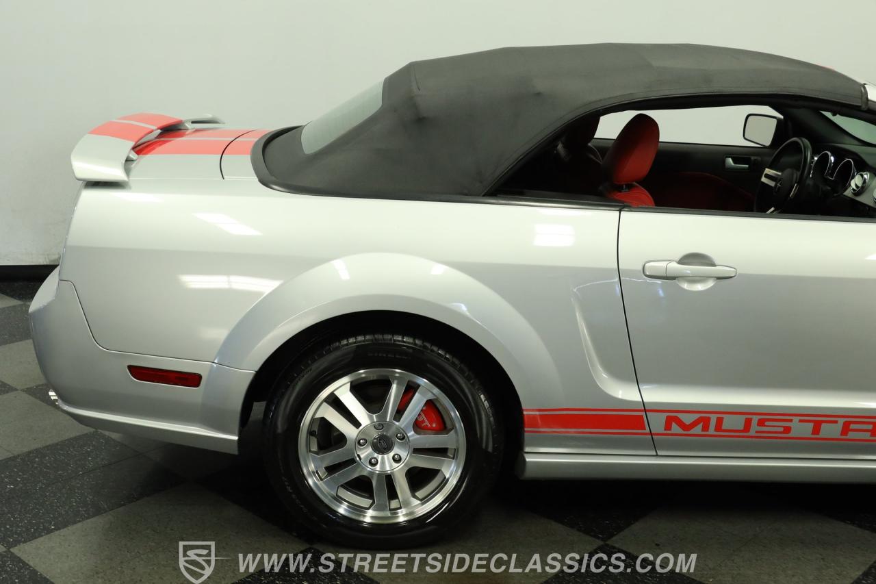 2005 Ford Mustang GT Convertible