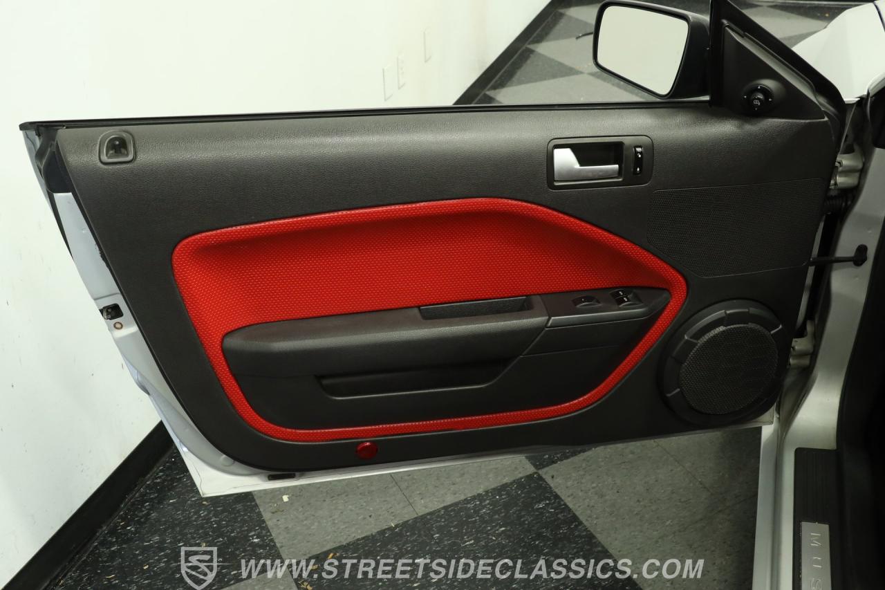 2005 Ford Mustang GT Convertible