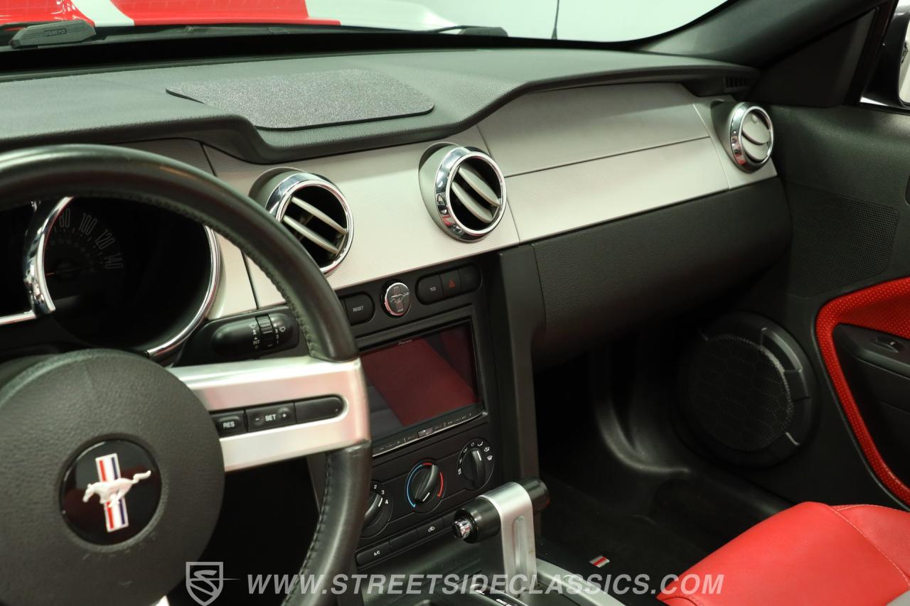 2005 Ford Mustang GT Convertible