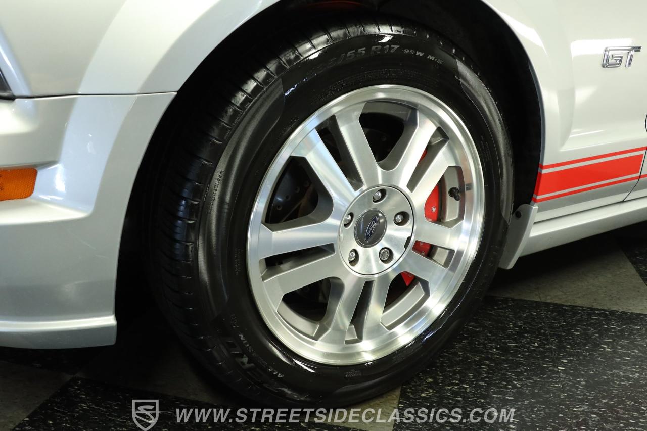 2005 Ford Mustang GT Convertible