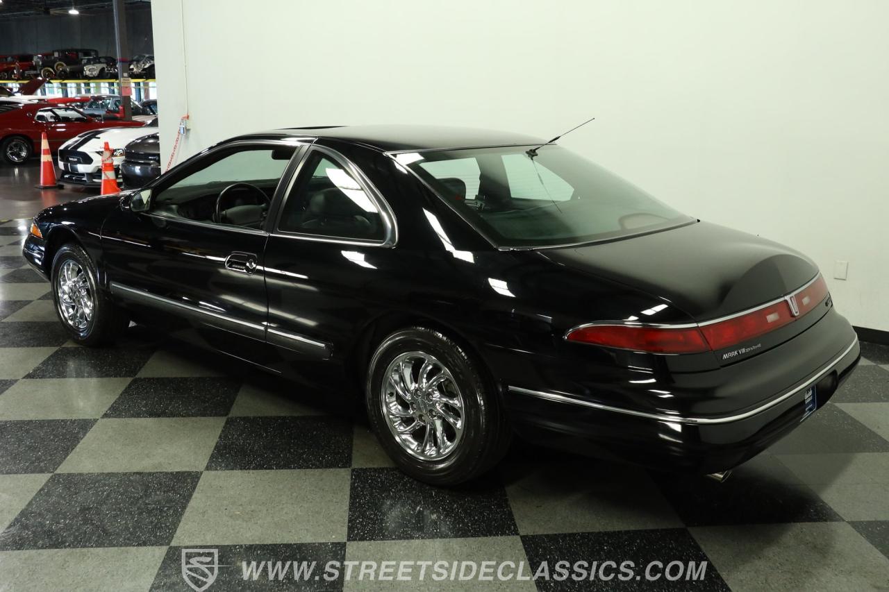 1996 Lincoln Mark VIII