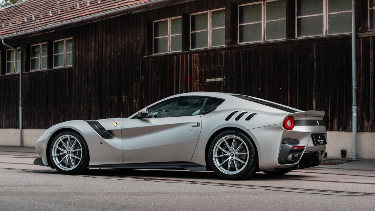 2017 Ferrari F12tdf