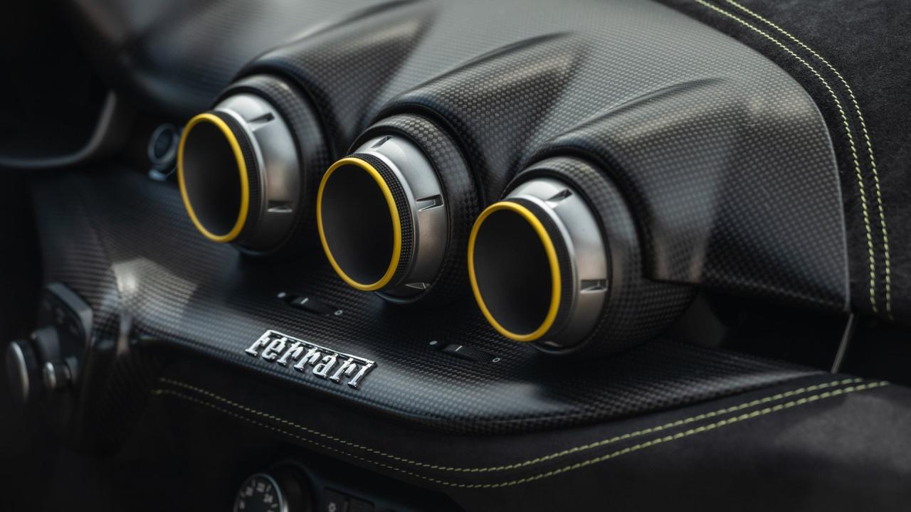 2017 Ferrari F12tdf