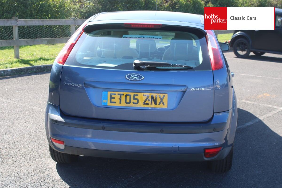 2005 Ford FOCUS GHIA AUTO