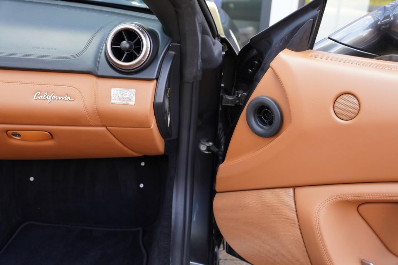 2010 Ferrari California 4.3 &ldquo;Tasteful Grigio Silverstone&rdquo;