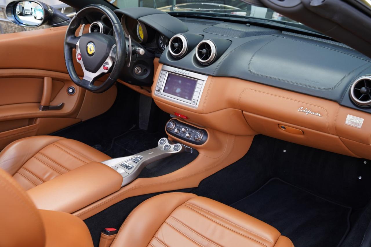 2010 Ferrari California 4.3 &ldquo;Tasteful Grigio Silverstone&rdquo;