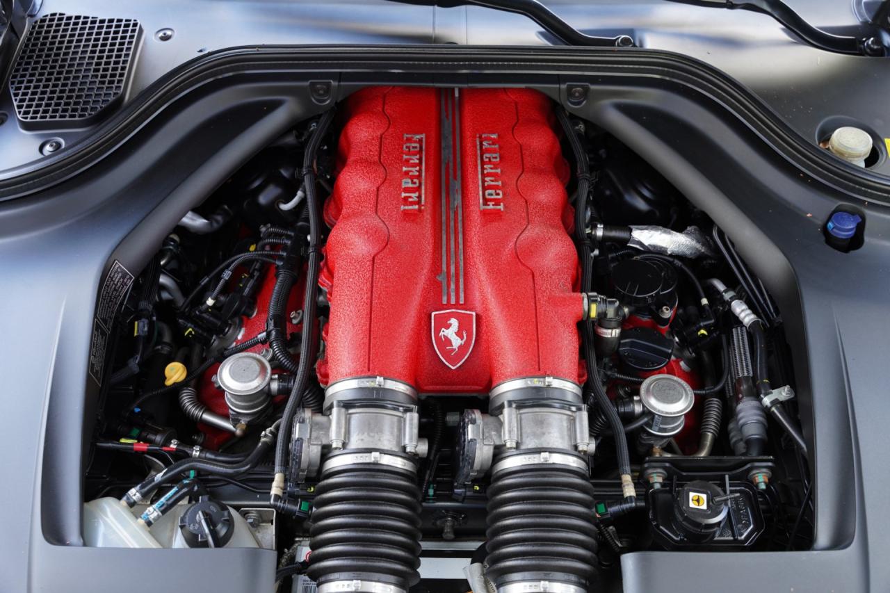 2010 Ferrari California 4.3 &ldquo;Tasteful Grigio Silverstone&rdquo;