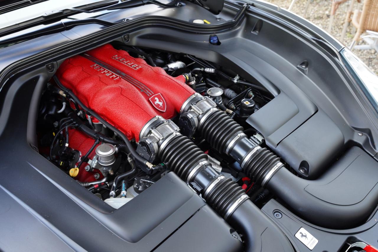 2010 Ferrari California 4.3 &ldquo;Tasteful Grigio Silverstone&rdquo;