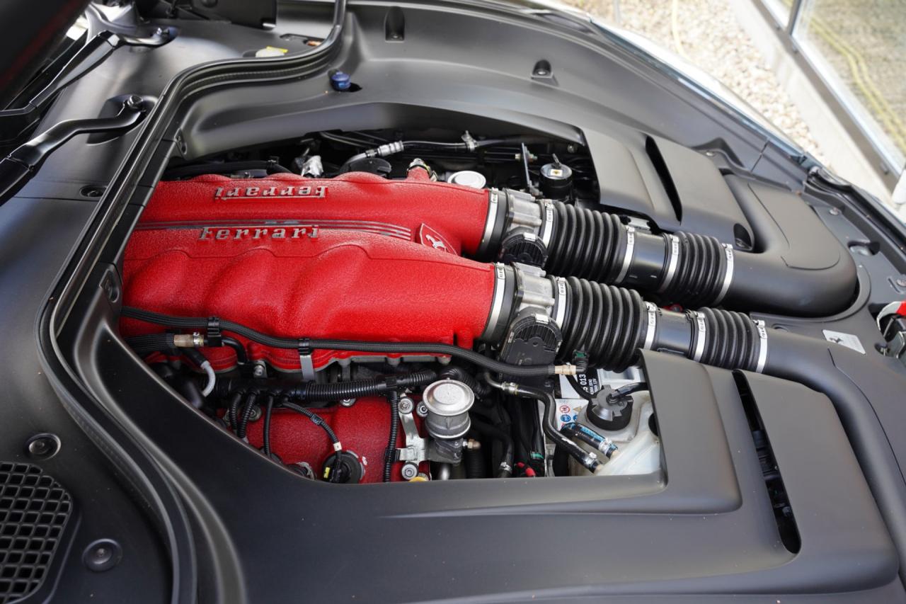 2010 Ferrari California 4.3 &ldquo;Tasteful Grigio Silverstone&rdquo;