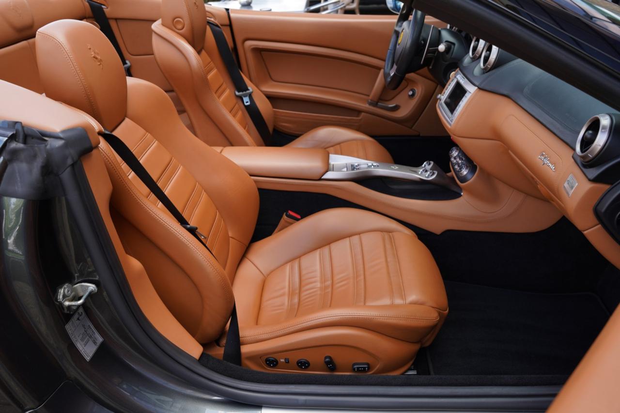 2010 Ferrari California 4.3 &ldquo;Tasteful Grigio Silverstone&rdquo;