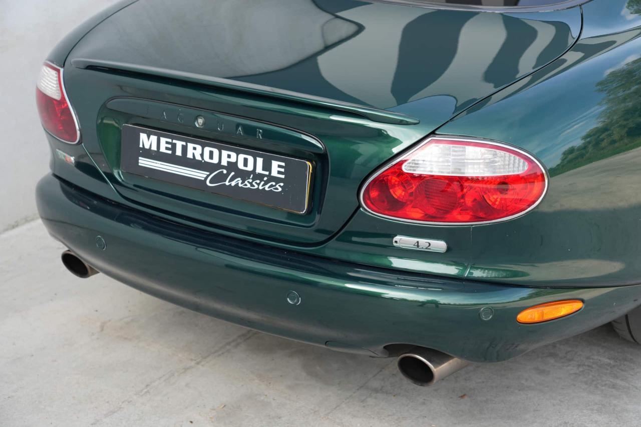 2003 Jaguar XKR
