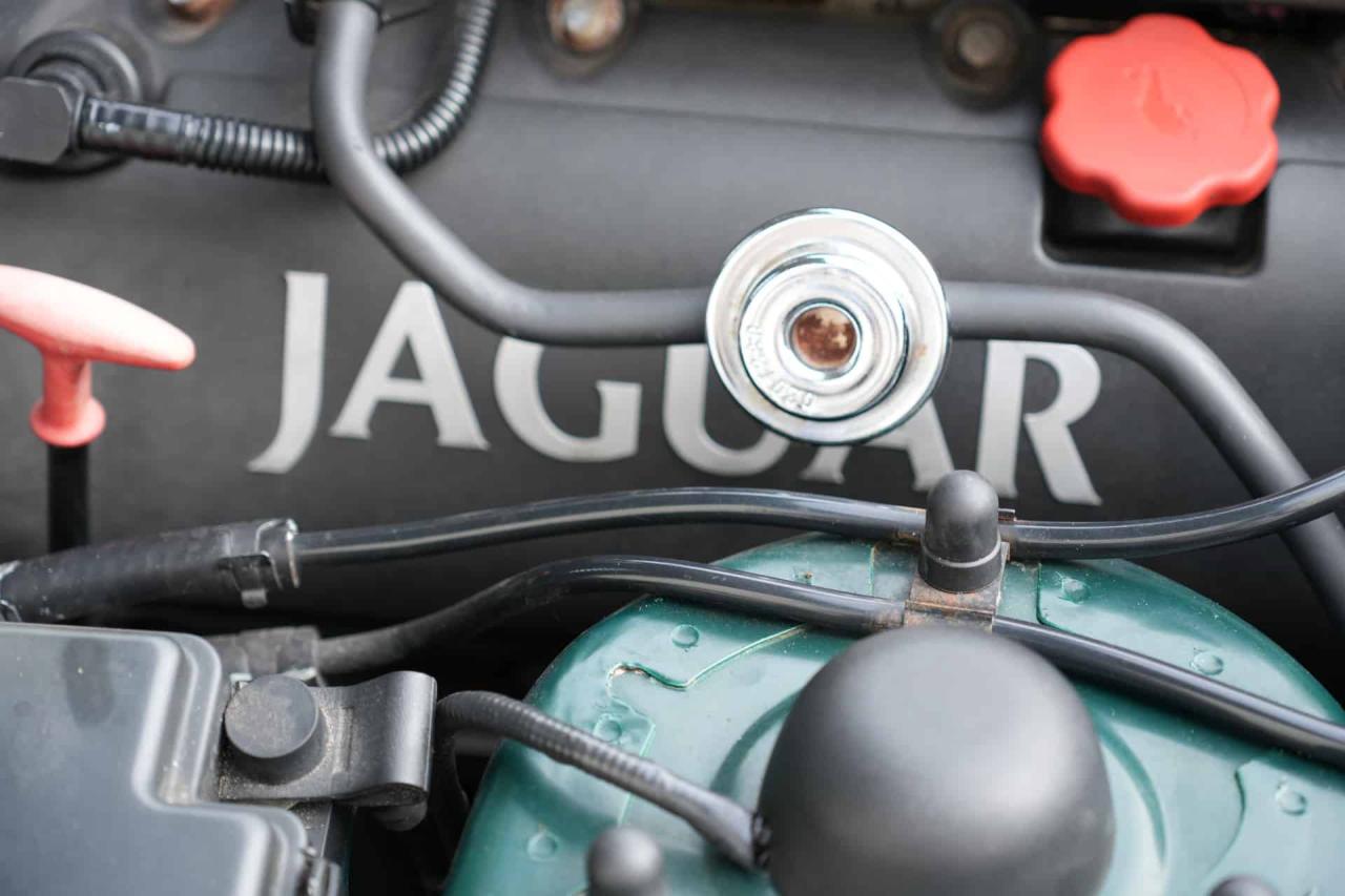 2003 Jaguar XKR