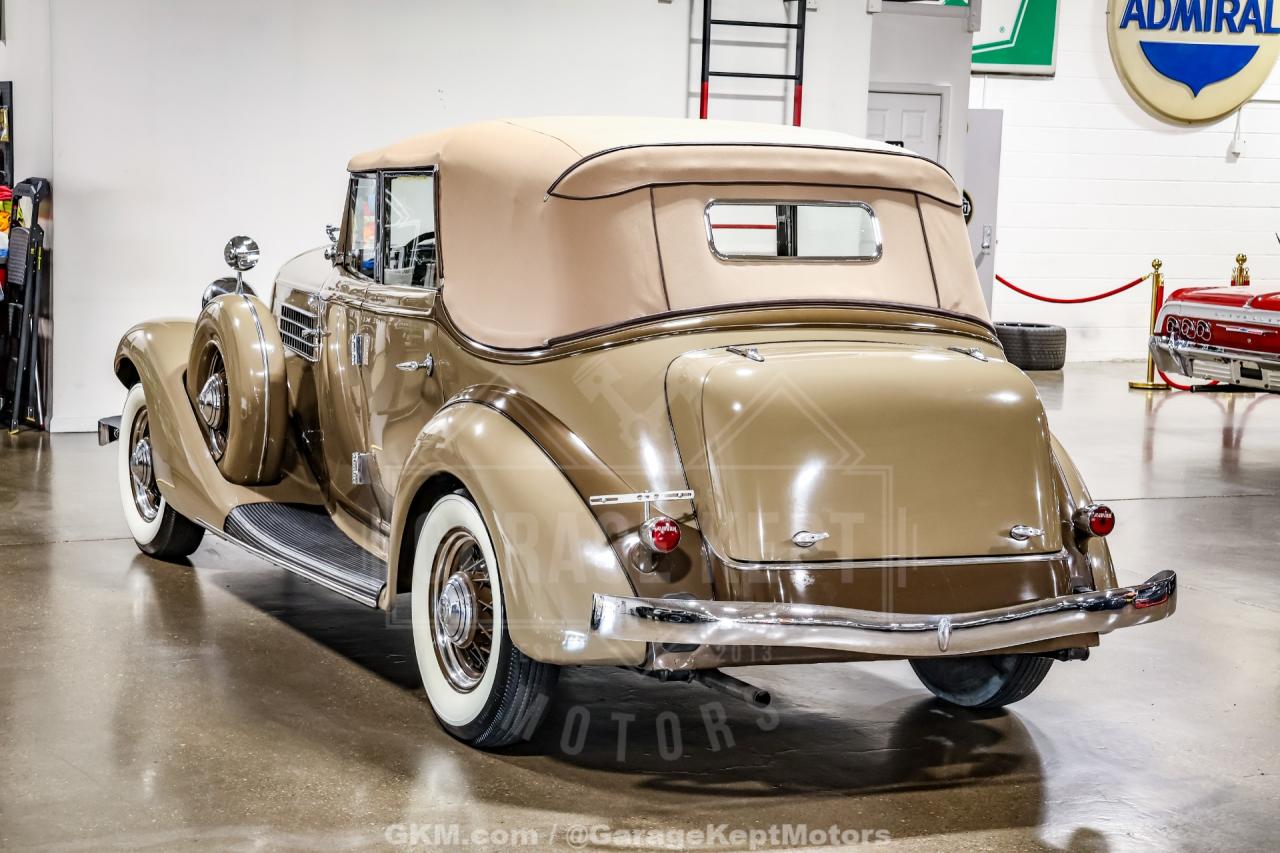 1935 Auburn 851
