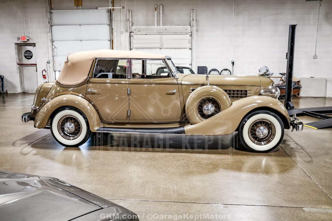 1935 Auburn 851