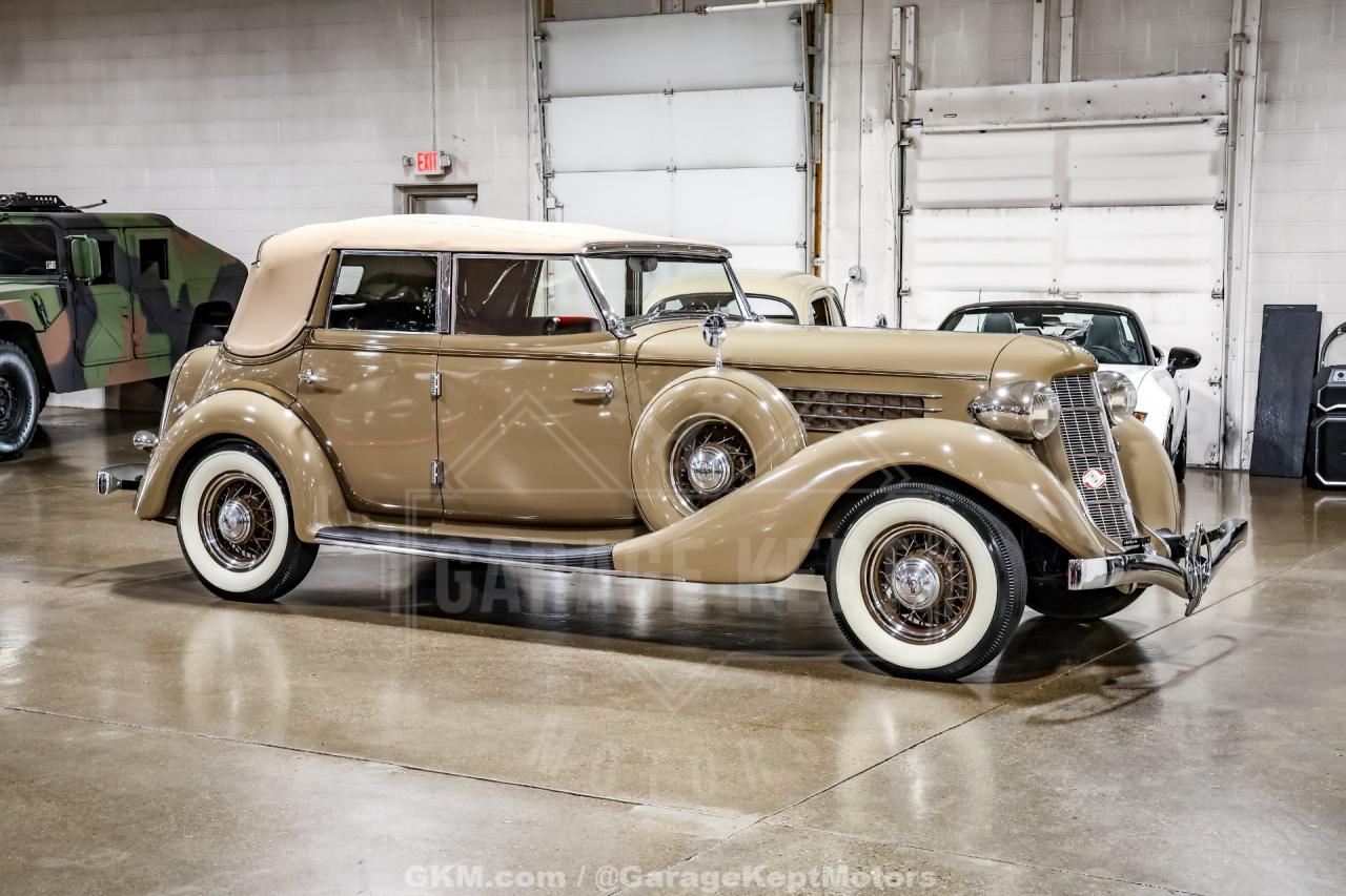 1935 Auburn 851