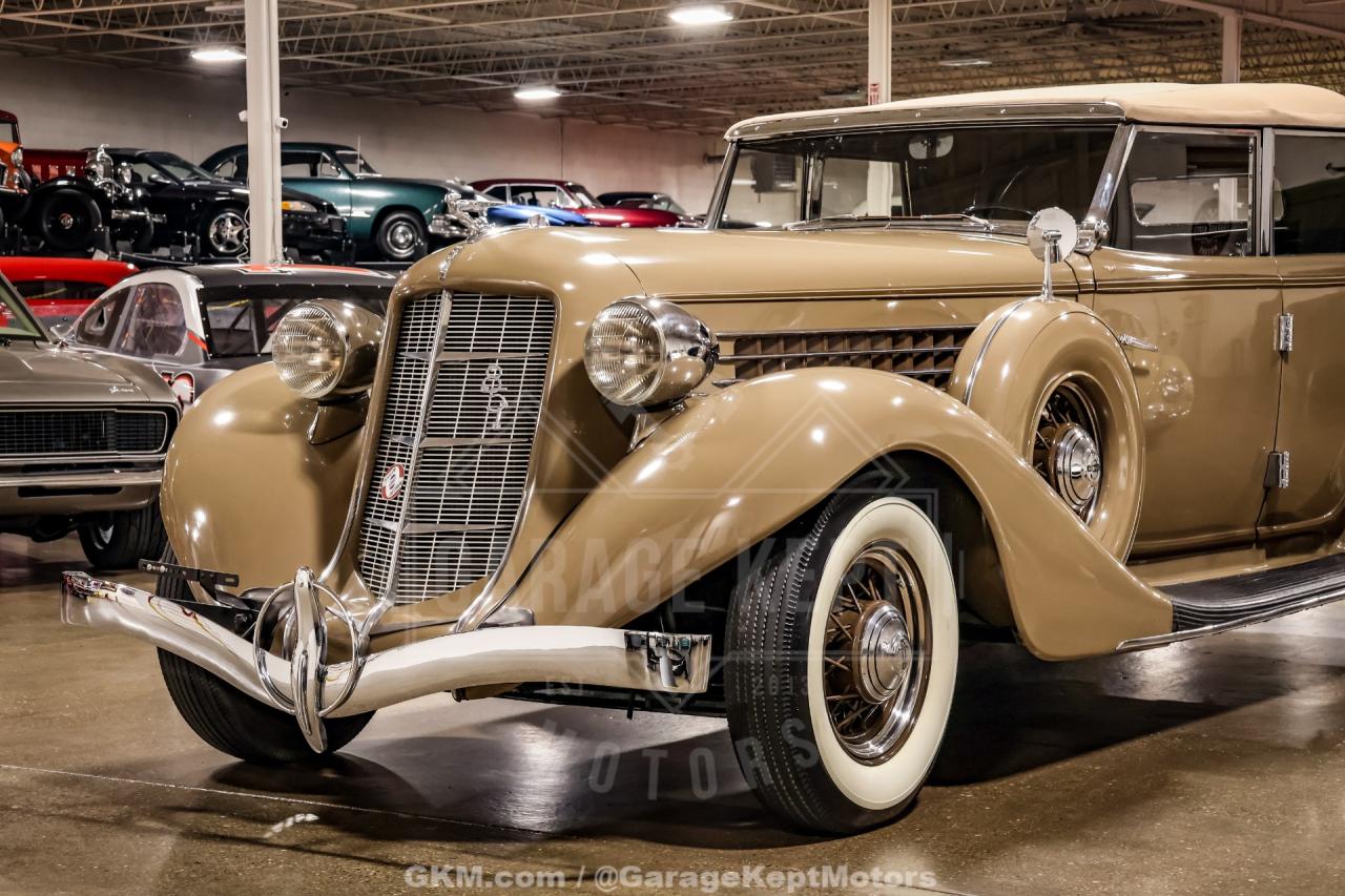 1935 Auburn 851