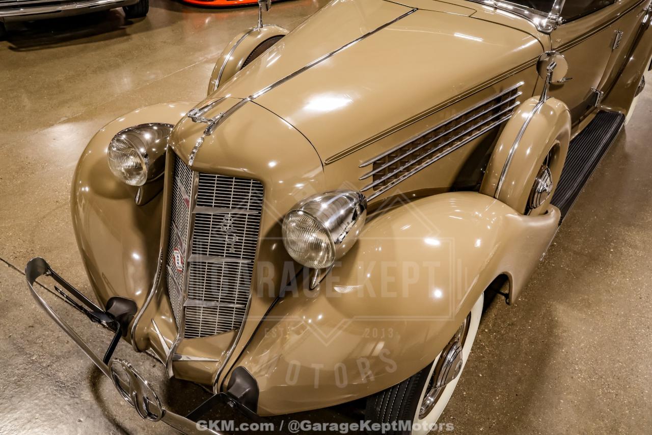 1935 Auburn 851