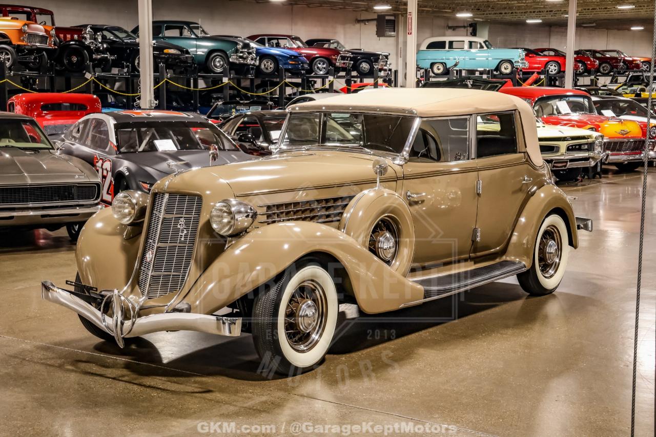 1935 Auburn 851