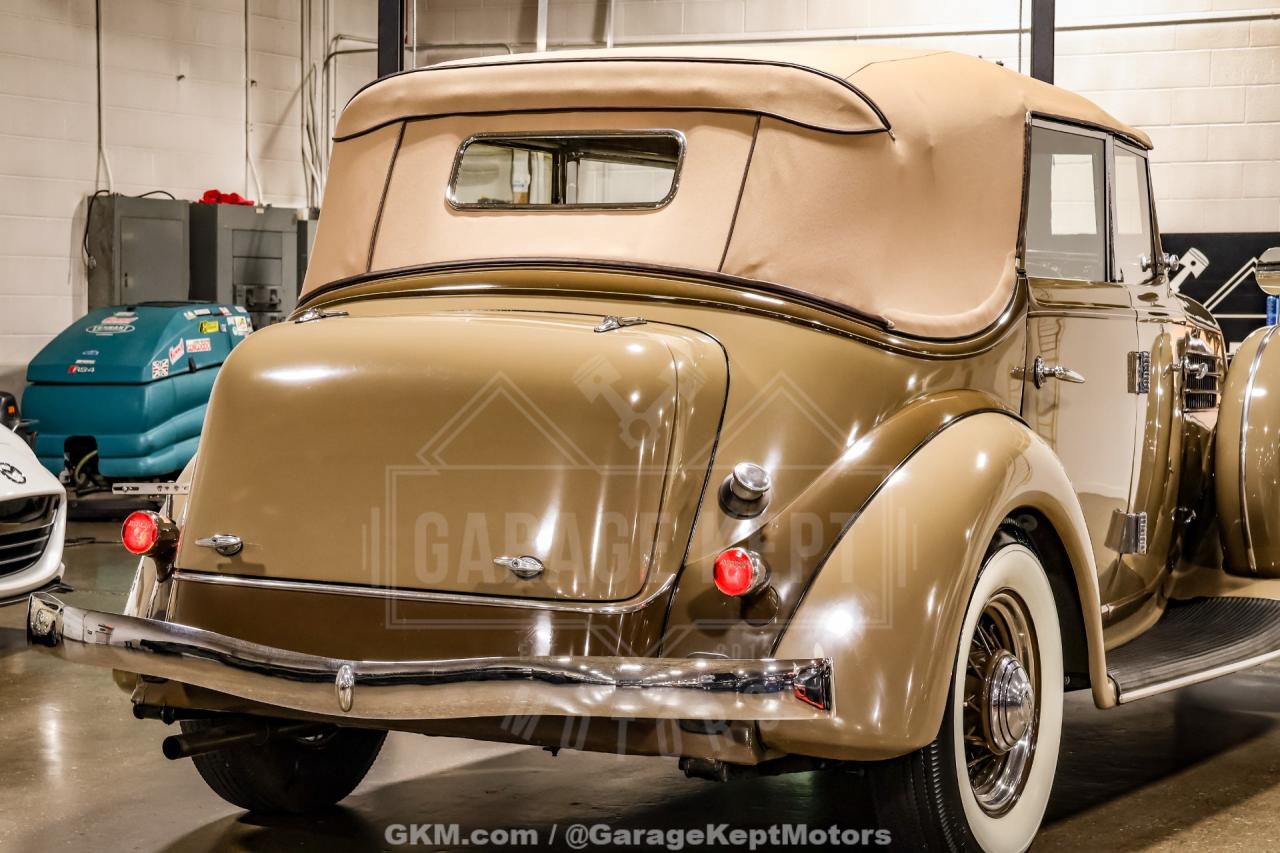 1935 Auburn 851